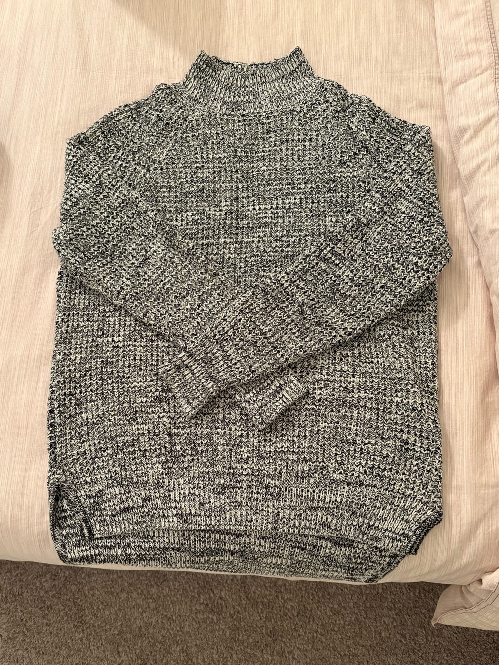 BDG Turtleneck Sweater - Picture 2 of 4